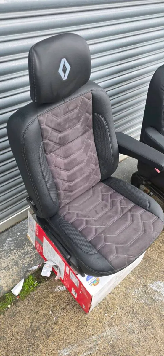 Renault master camper seats - Image 2