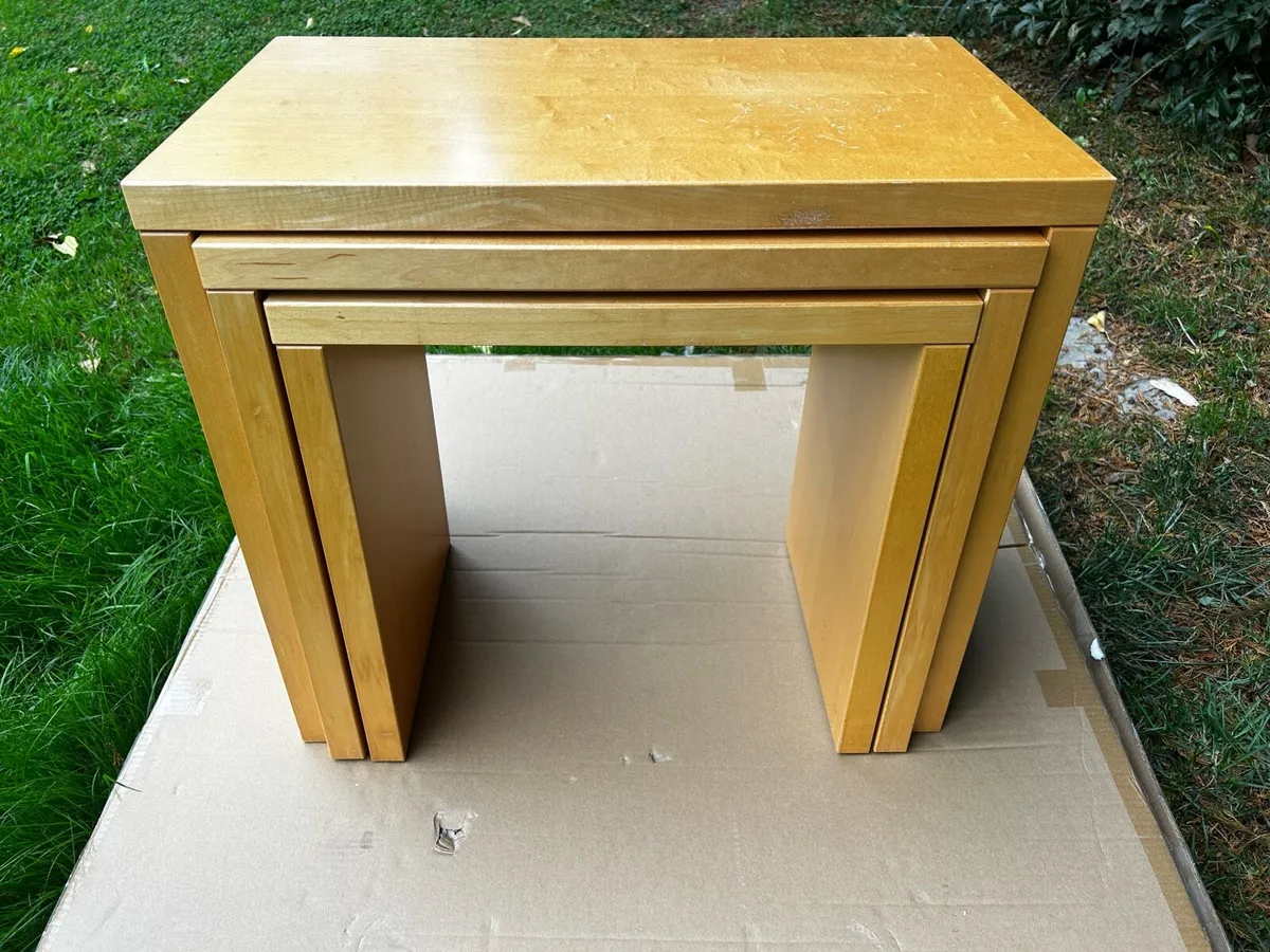Nest of tables - Image 1