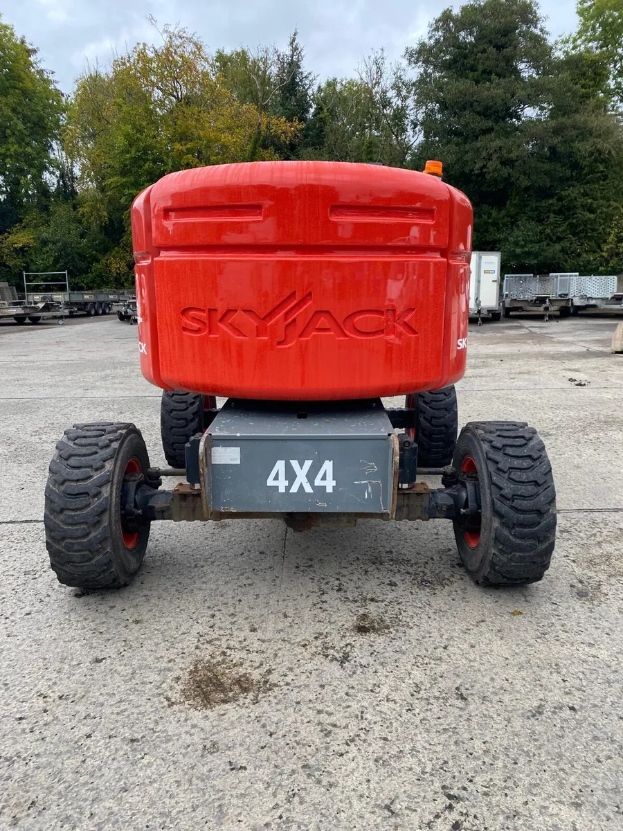 2015 SKYJACK SJ51AJ / Z45 57FT  DIESEL ARTIC BOOM - Image 3