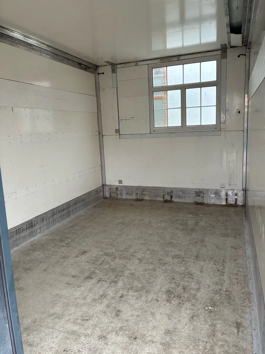 Storage container - Image 2