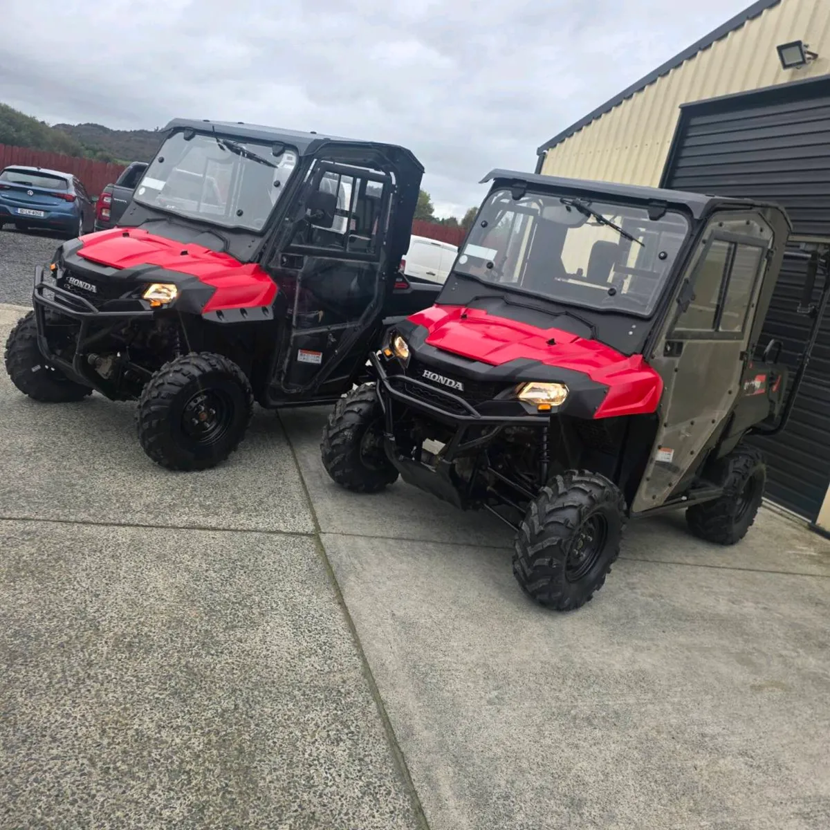 2021 Honda pioneer utv 700cc mint condition - Image 1