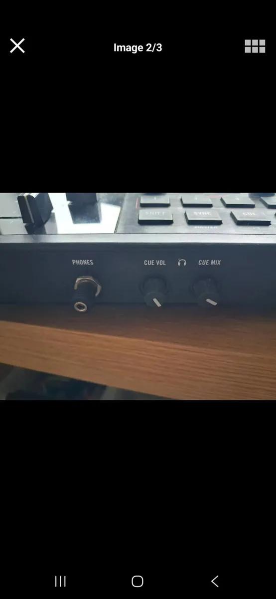 DJ equipment - Image 2