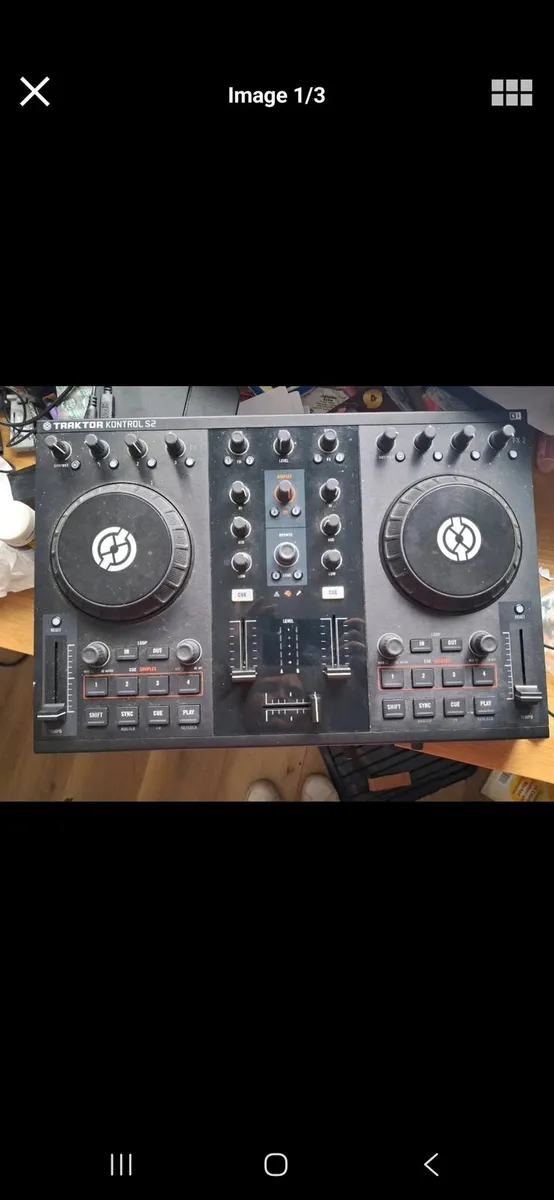 DJ equipment - Image 1