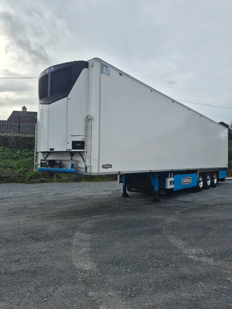 2023 Chereau Fridge Trailer - Image 1