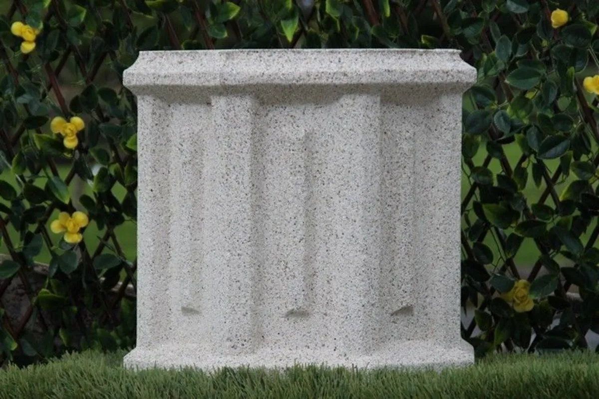 Reconstituted Granite Hex pot - Image 2