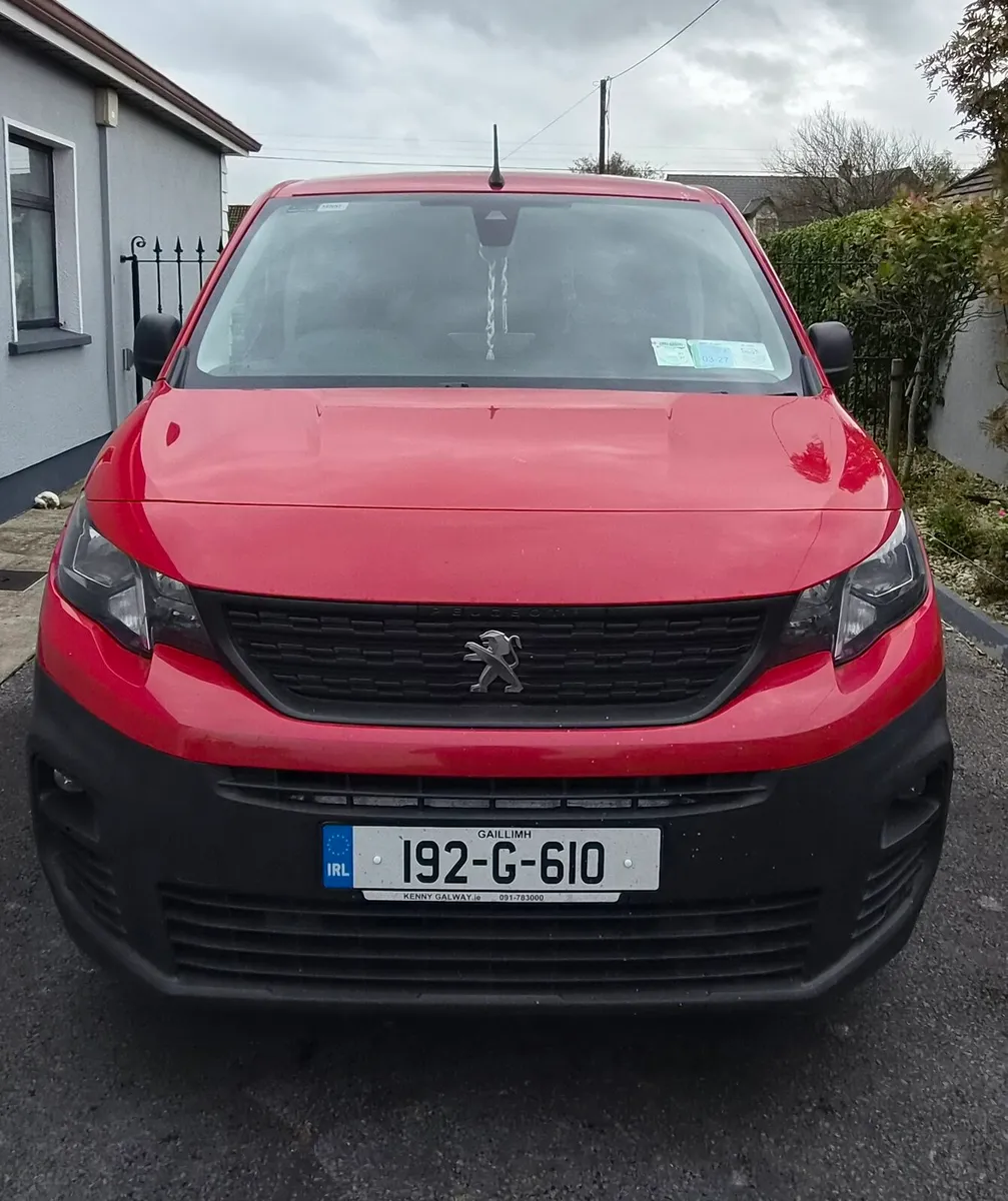 Peugeot Partner  3 seater commercial - Image 2