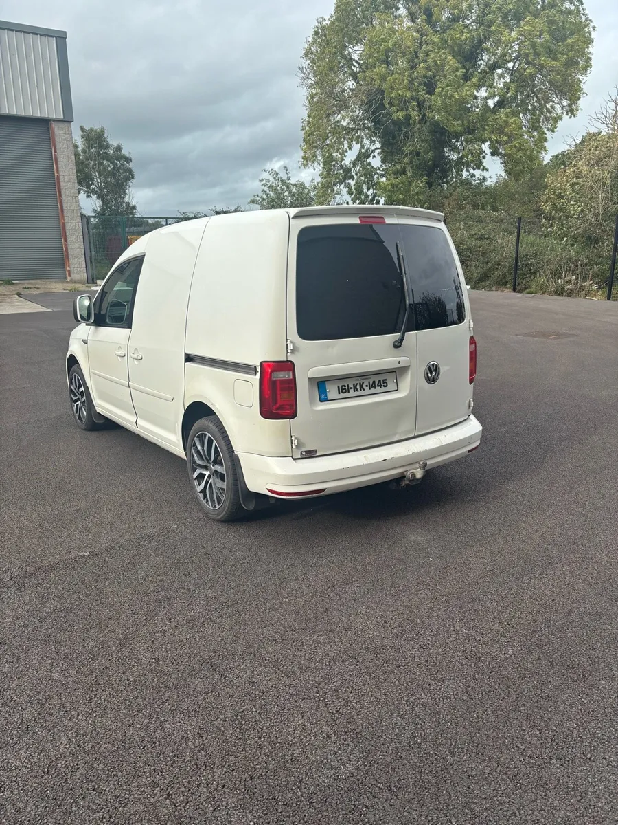 Volkswagen Caddy 2.0L Auto - Image 2