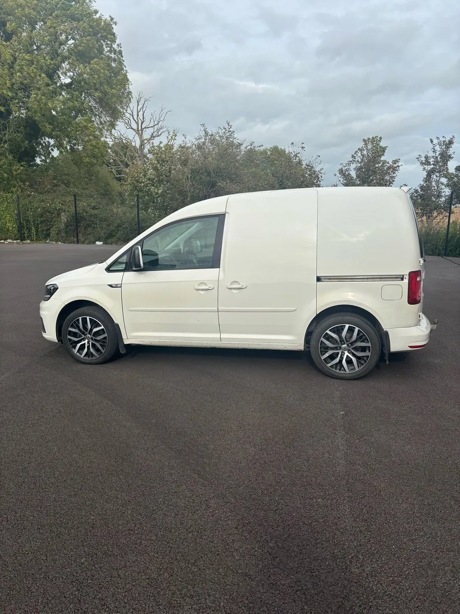 Volkswagen Caddy 2.0L Auto - Image 3