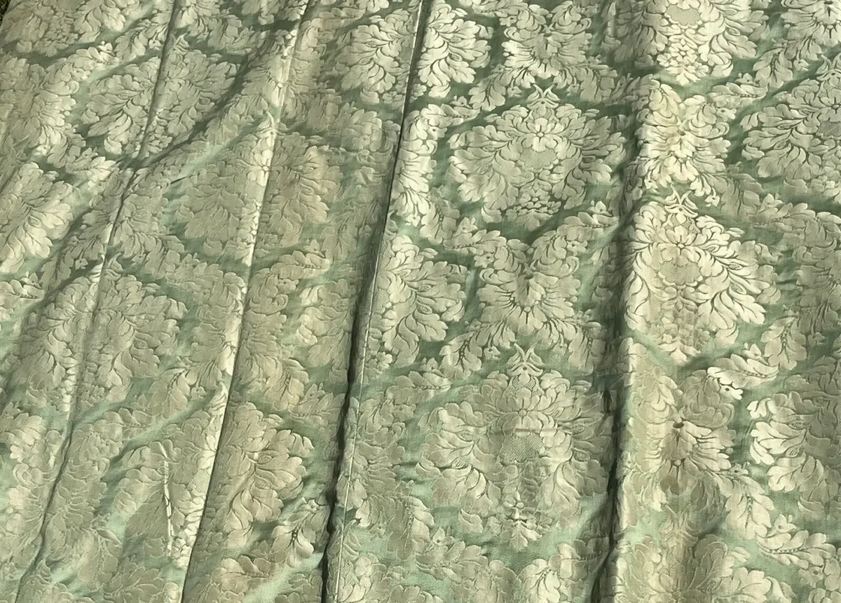 Fine Set of Four Lined Damask Curtains (Period) - Image 2