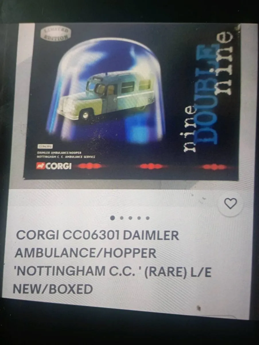 {  RARE } CORGI  DAIMLER  AMBULANCE/ DIE-CAST . - Image 1