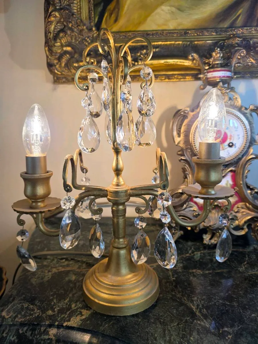 A pair of vintage crystal lamps - Image 4