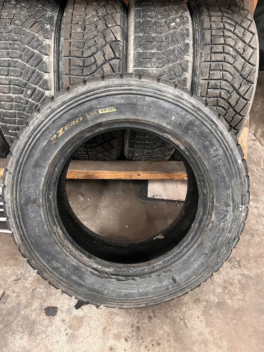 15” Kumho And Pirelli Rally Gravel Tyres (5X) - Image 2