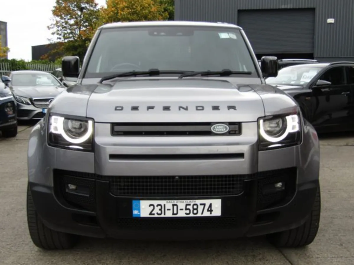 Land Rover Defender 110 3.0D Hard TOP SE.€49950 PL - Image 2