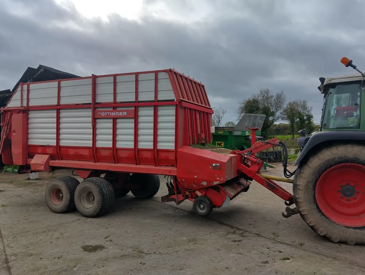 Pottinger Silage Wagon - Image 2