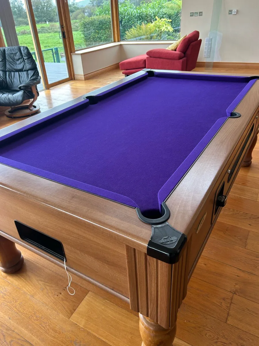 Pool table - Image 4