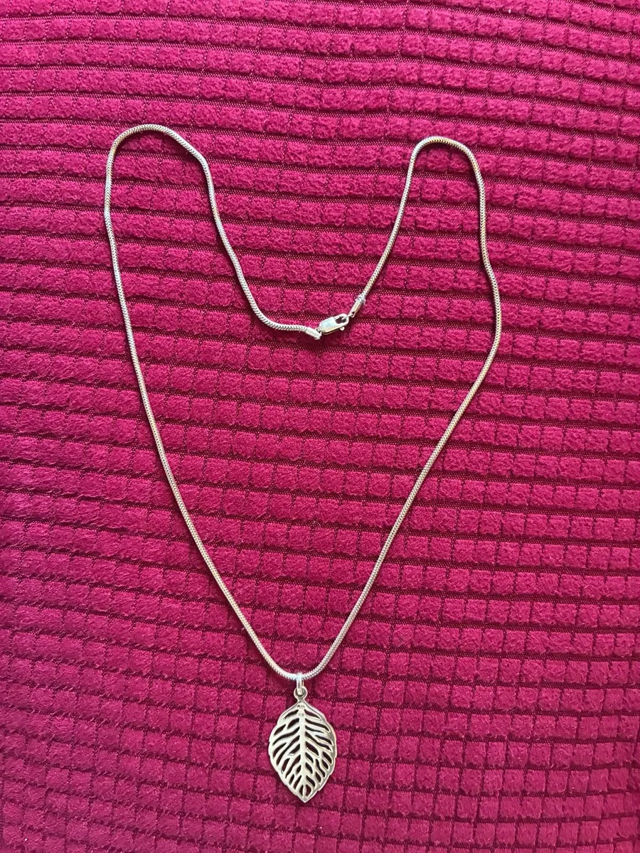Sterling Silver Celtic Leaf Necklace - Image 4