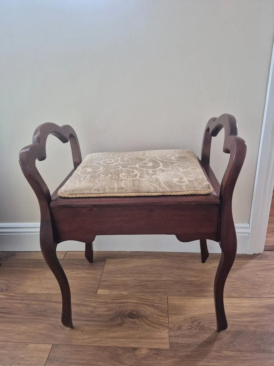 Piano Stool - Image 1
