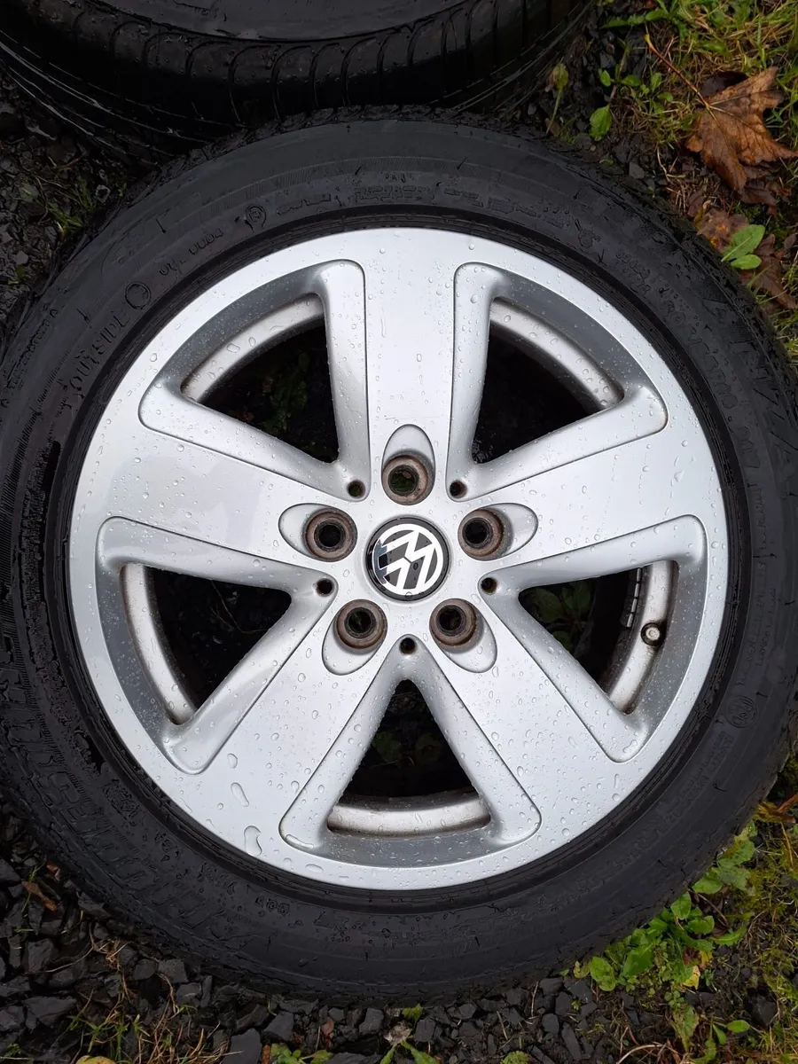 16" Vw Alloys with tyres - Image 4