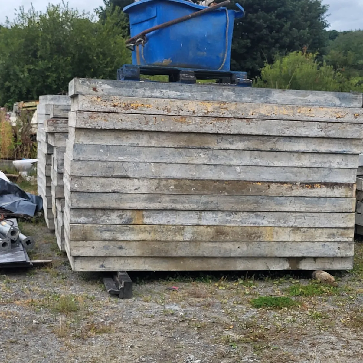 Shuttering - Image 1