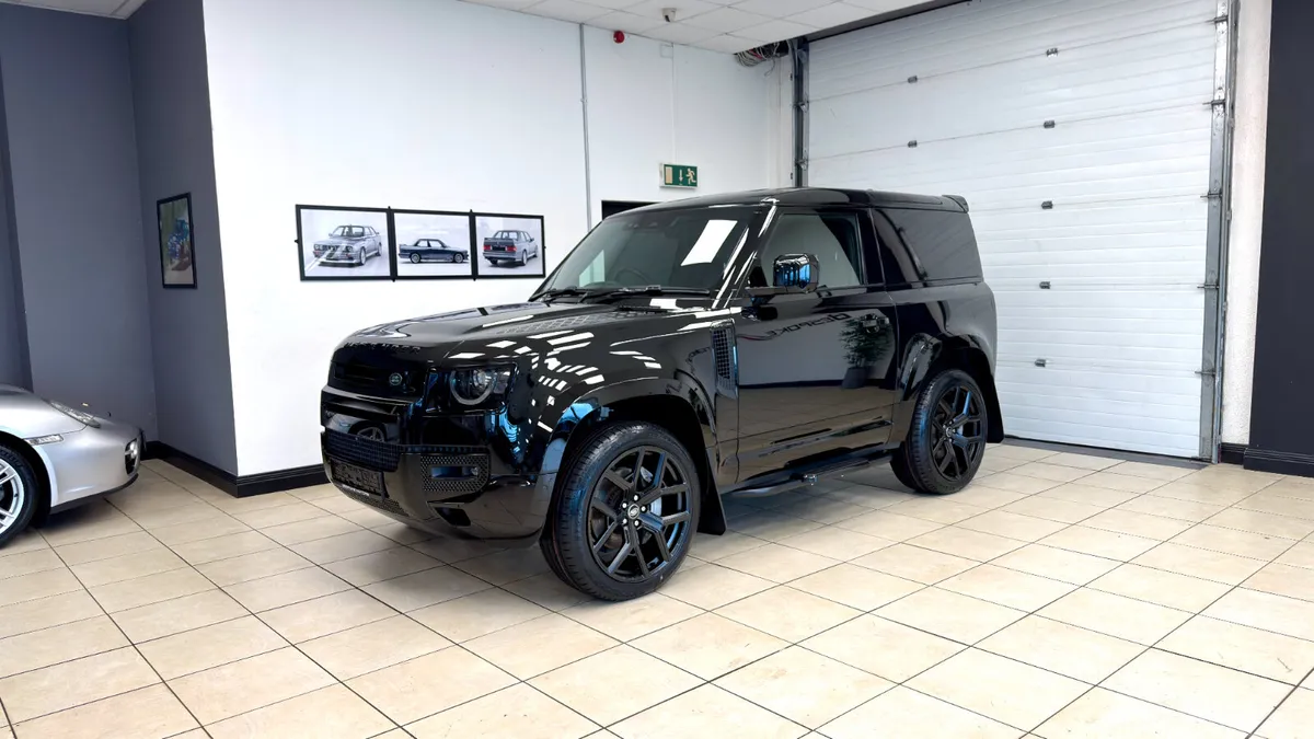 Land Rover Defender D350 HSE X-Dynamic - Image 4
