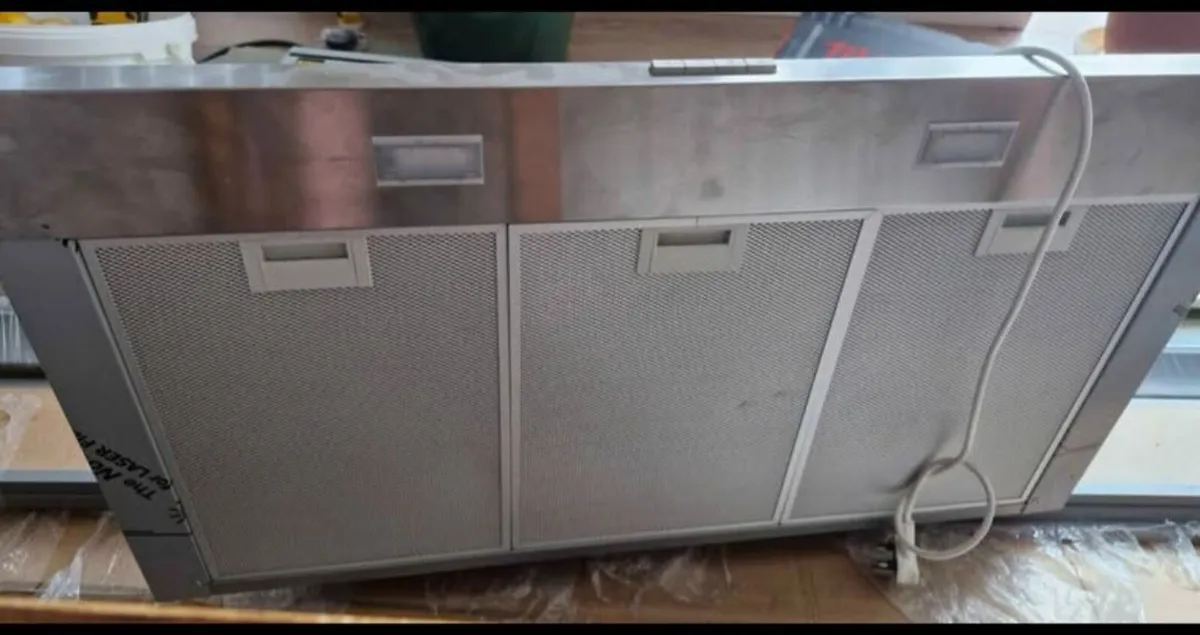 Hood ,extractor fan - Image 2