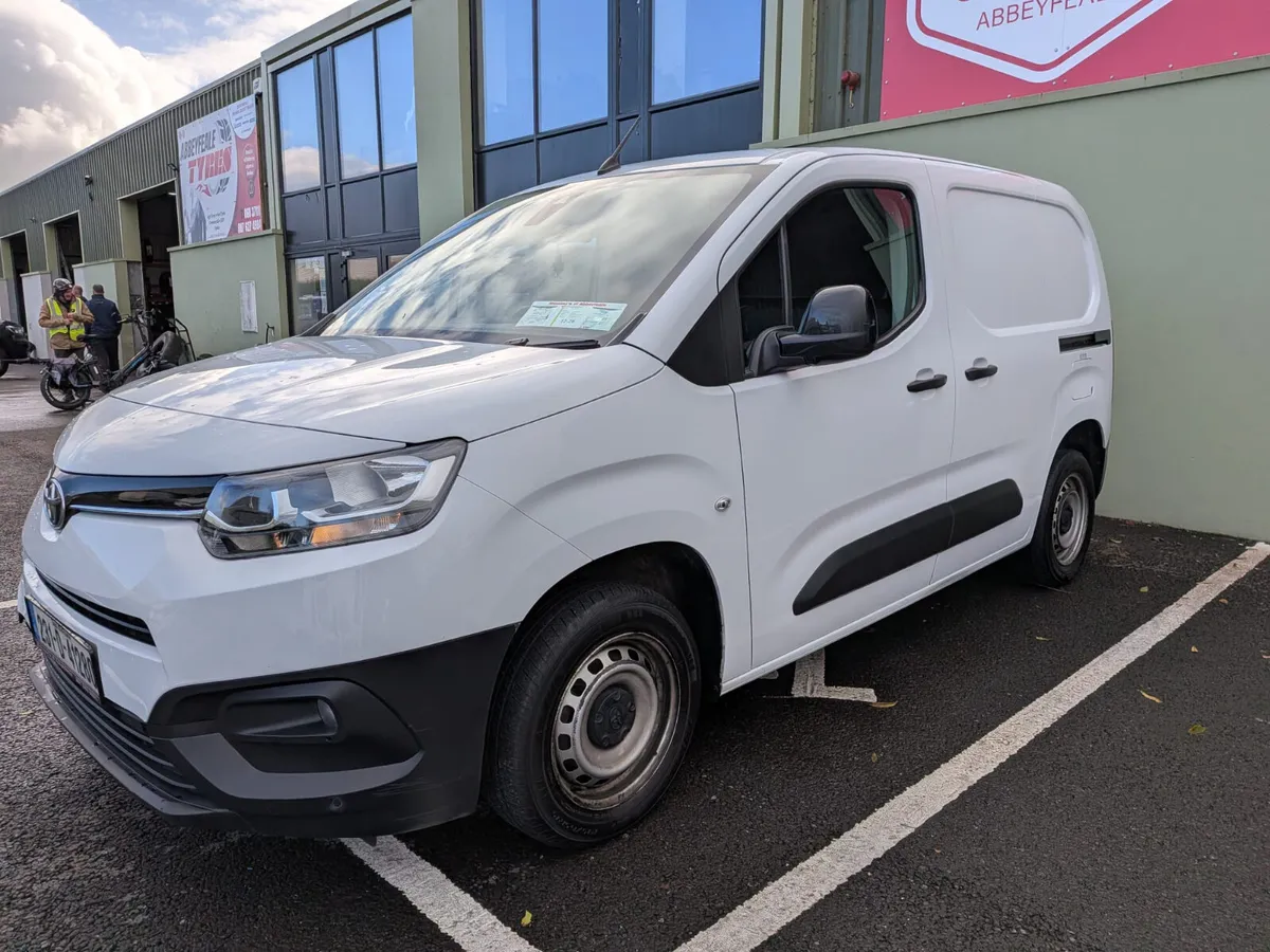 Toyota Proace City 2023 🔥 - Image 3
