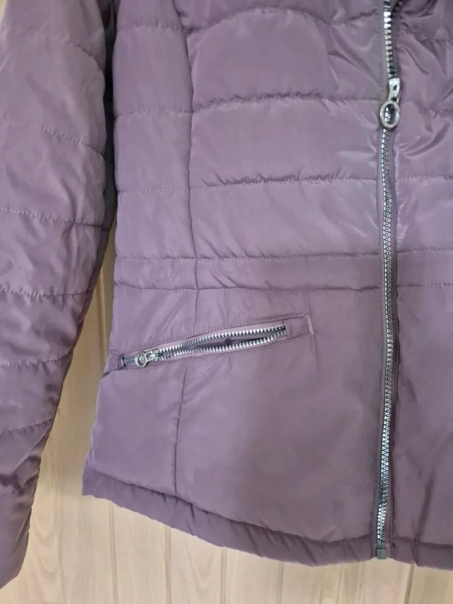 WOMENS CLOTHES - Image 3