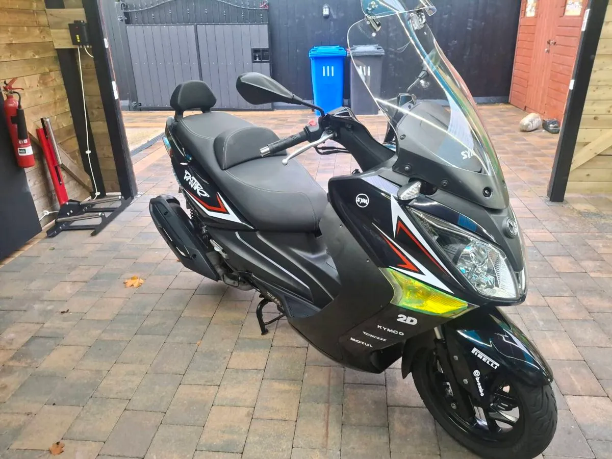 Sym joymax 300 abs - Image 1