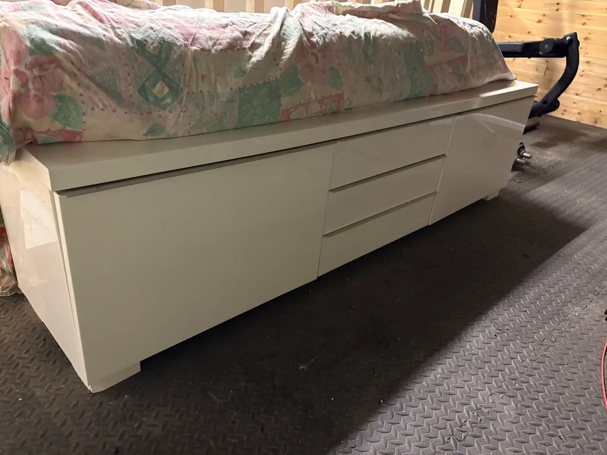 TV stand