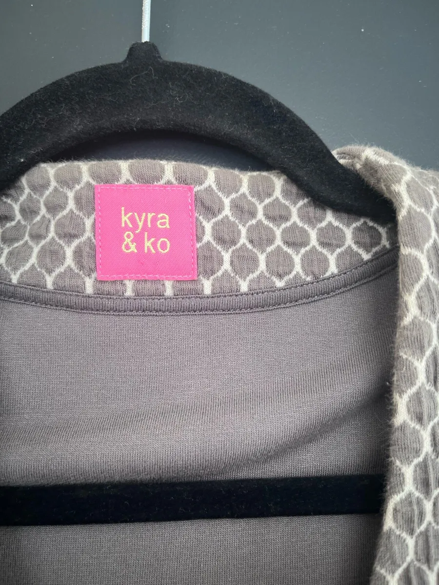 Kyra and Ko Coatigan size M - Image 1