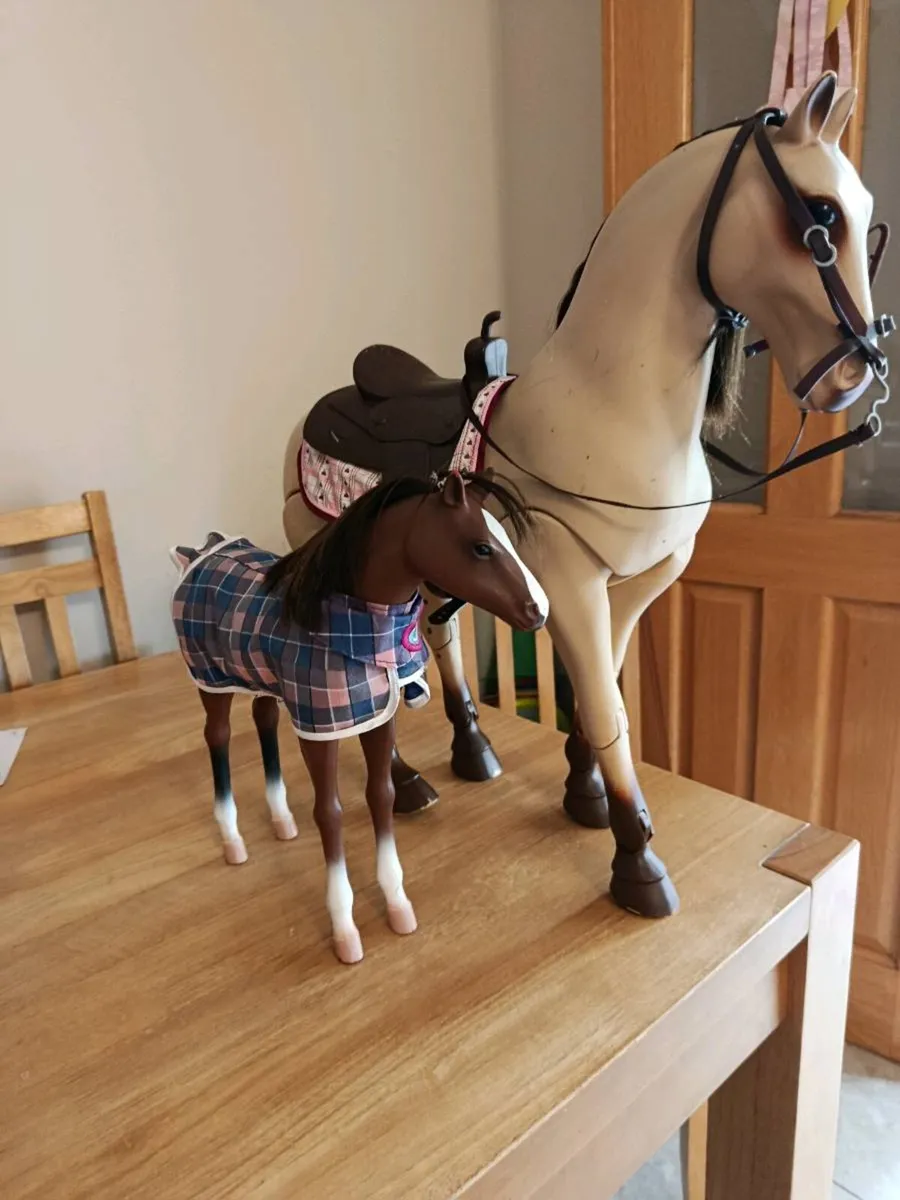 Our generation horse & foal - Image 1