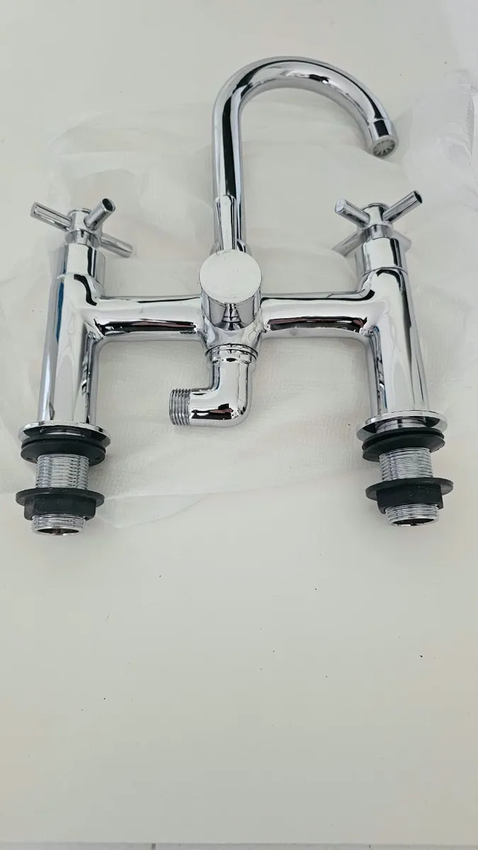 Bath Taps - Image 1