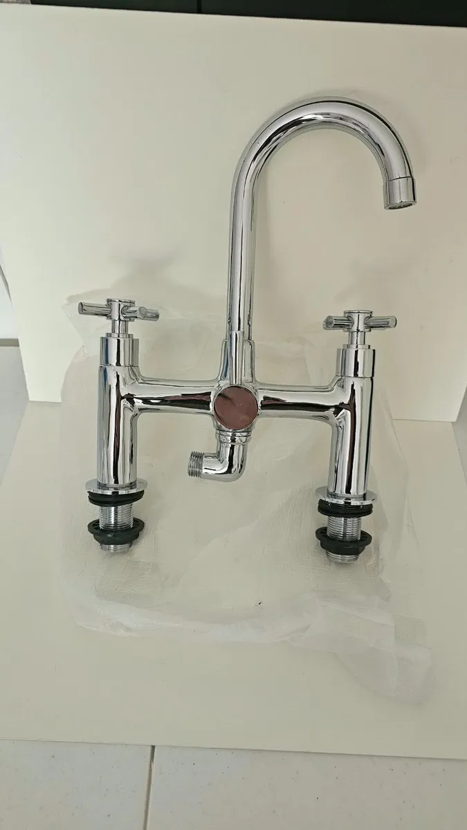 Bath Taps - Image 2