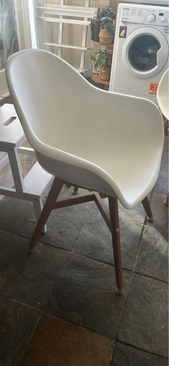 6 ikea dining chairs - Image 2
