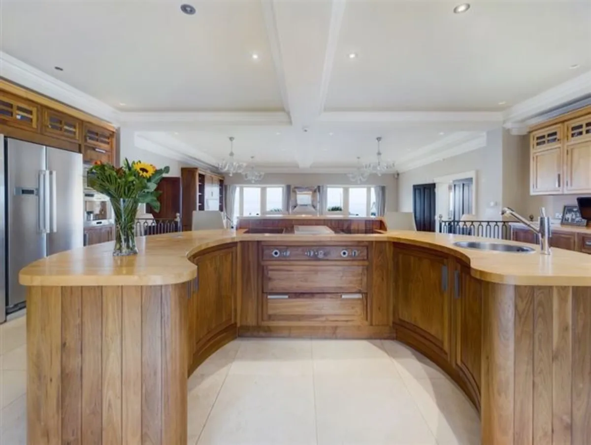 Solid Wood Kitchen for sale - Image 3