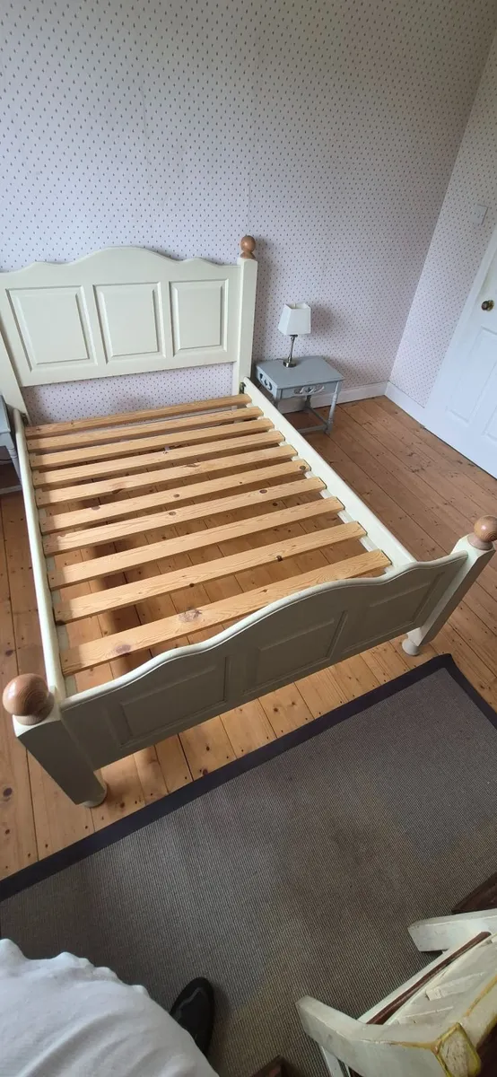 Double Bed - Image 4