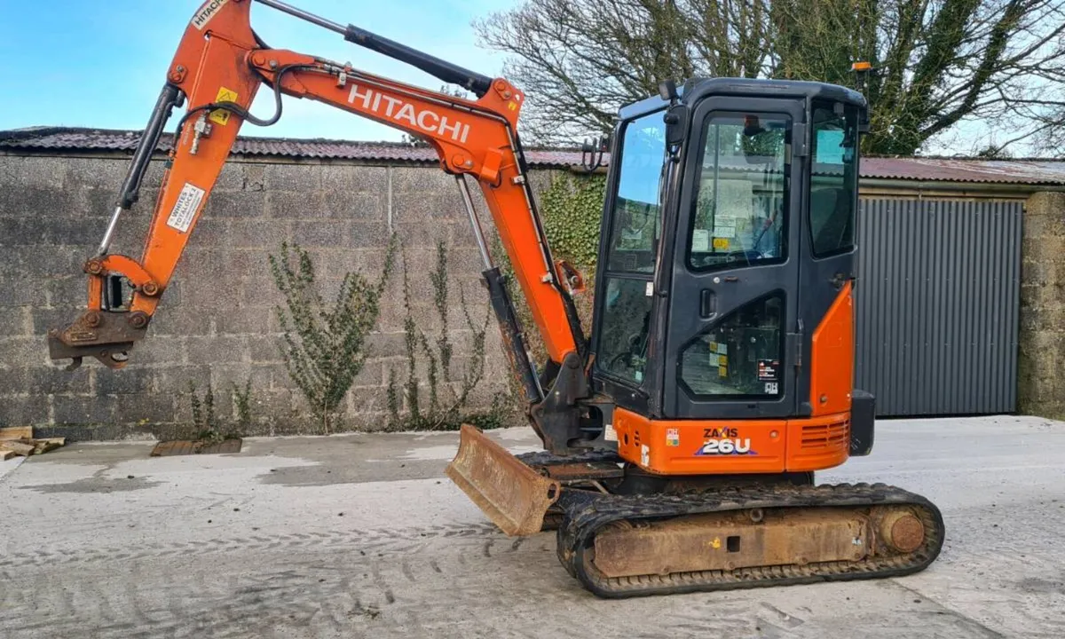 Hitachi Zx26u-6 mini digger - Image 1