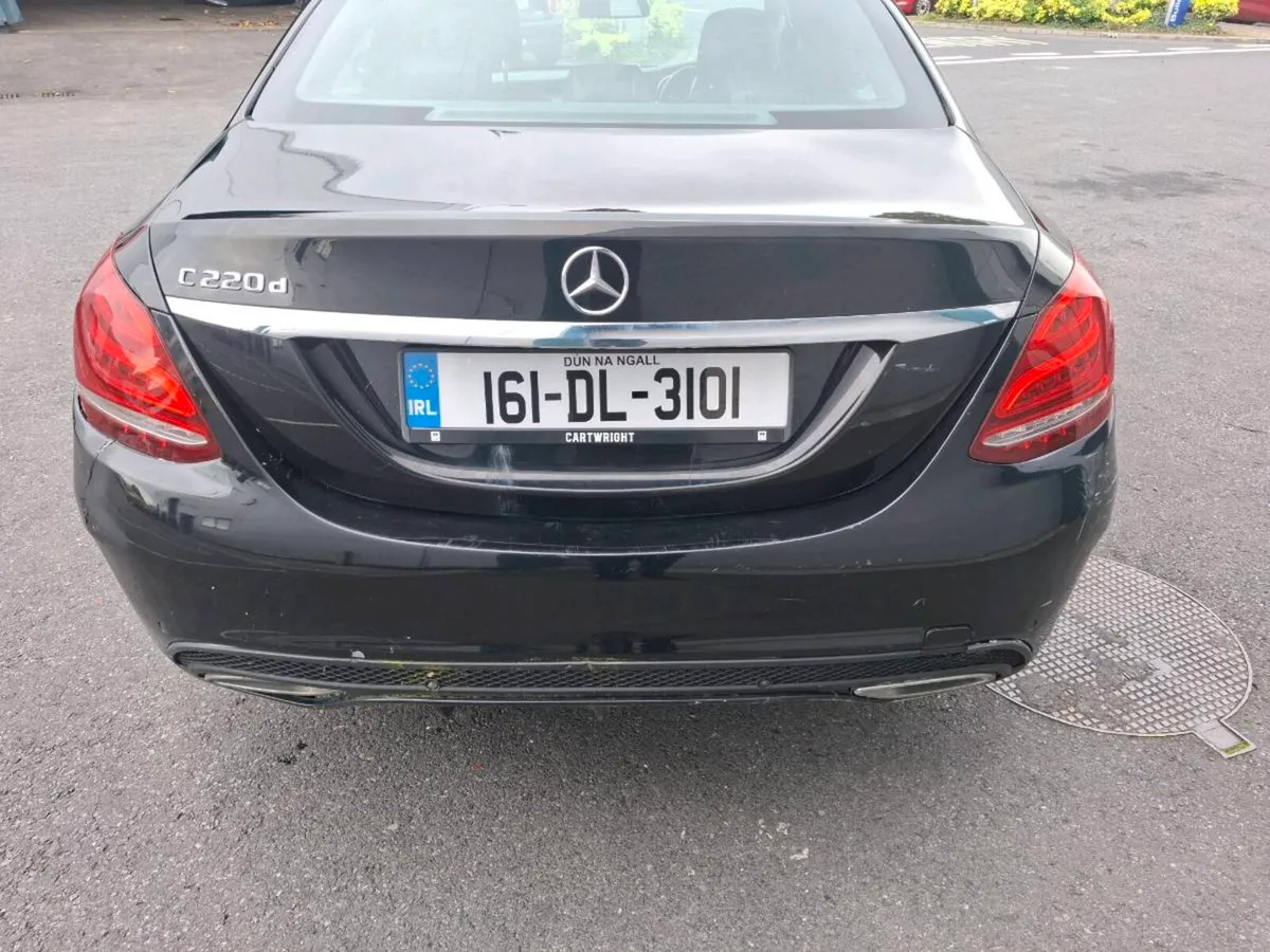 Mercedes C Class 220 Bluetec AMG Line Auto - Image 4