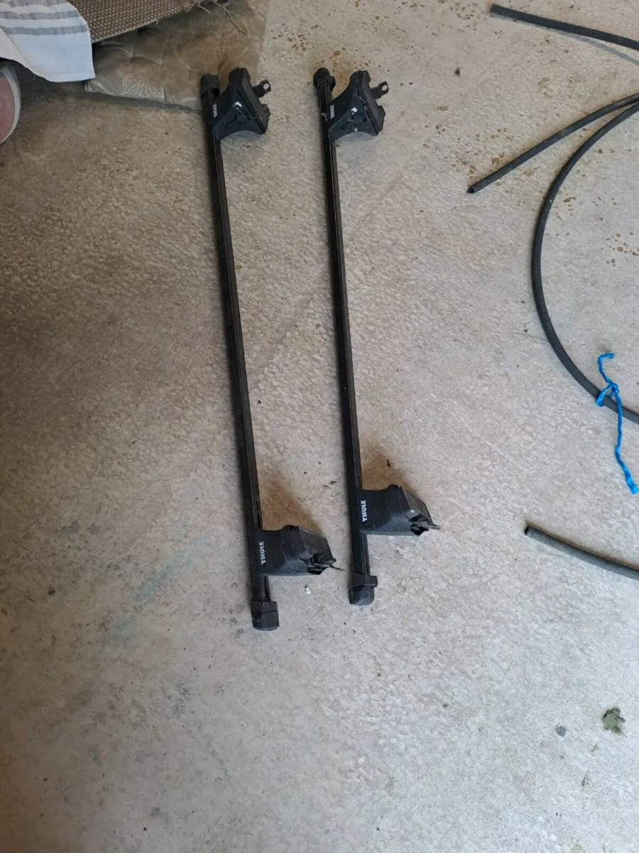 Thule roof bars for mk 4 VW golf
