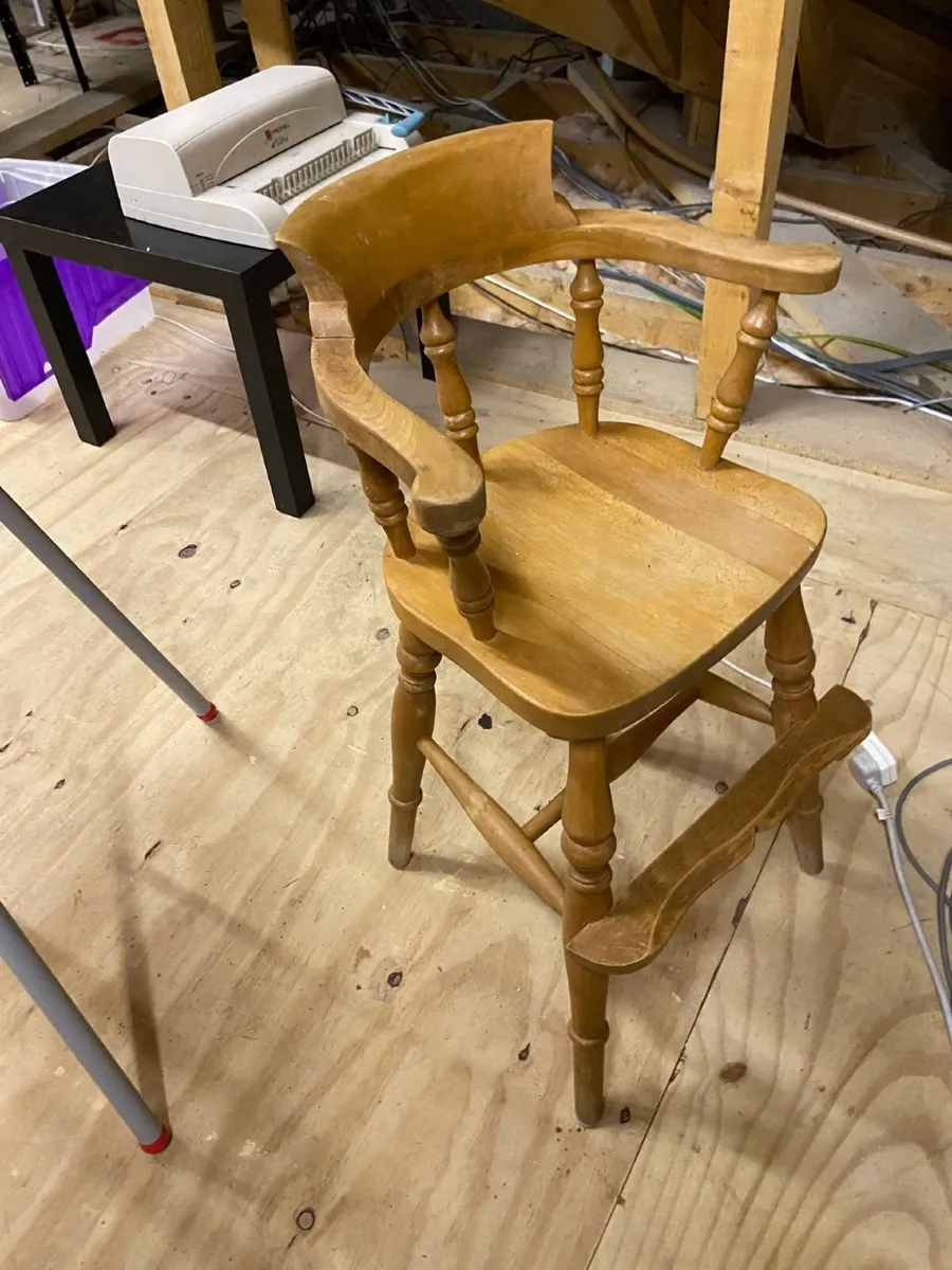 High Chairs - Image 2