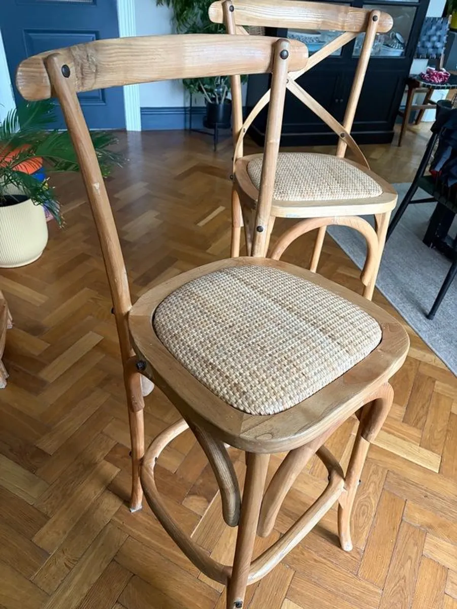 2 x oak and rattan bar stools - Image 2