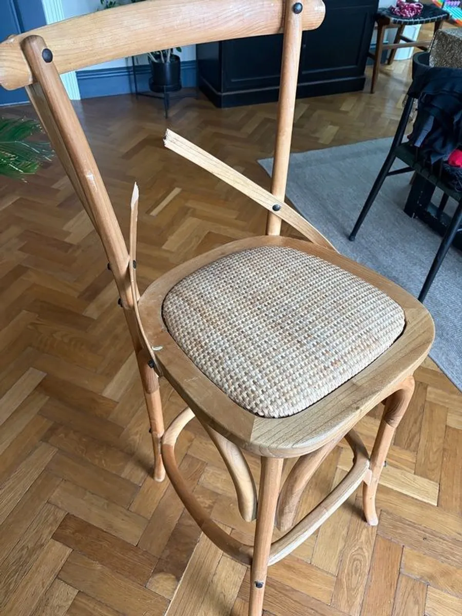 2 x oak and rattan bar stools - Image 3