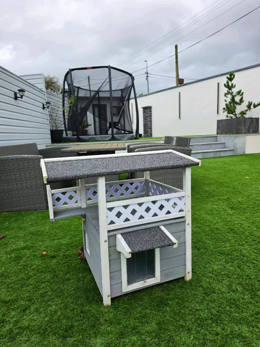 Cat house outdoor wooden - Image 1