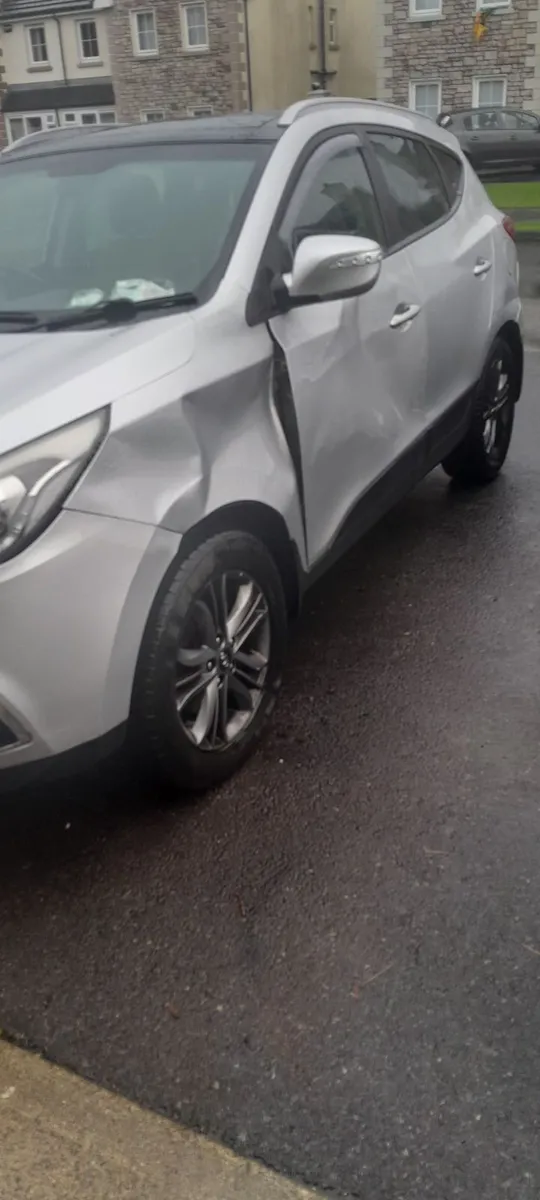 151 Hyundai iX35 1.7 Premium - Image 2