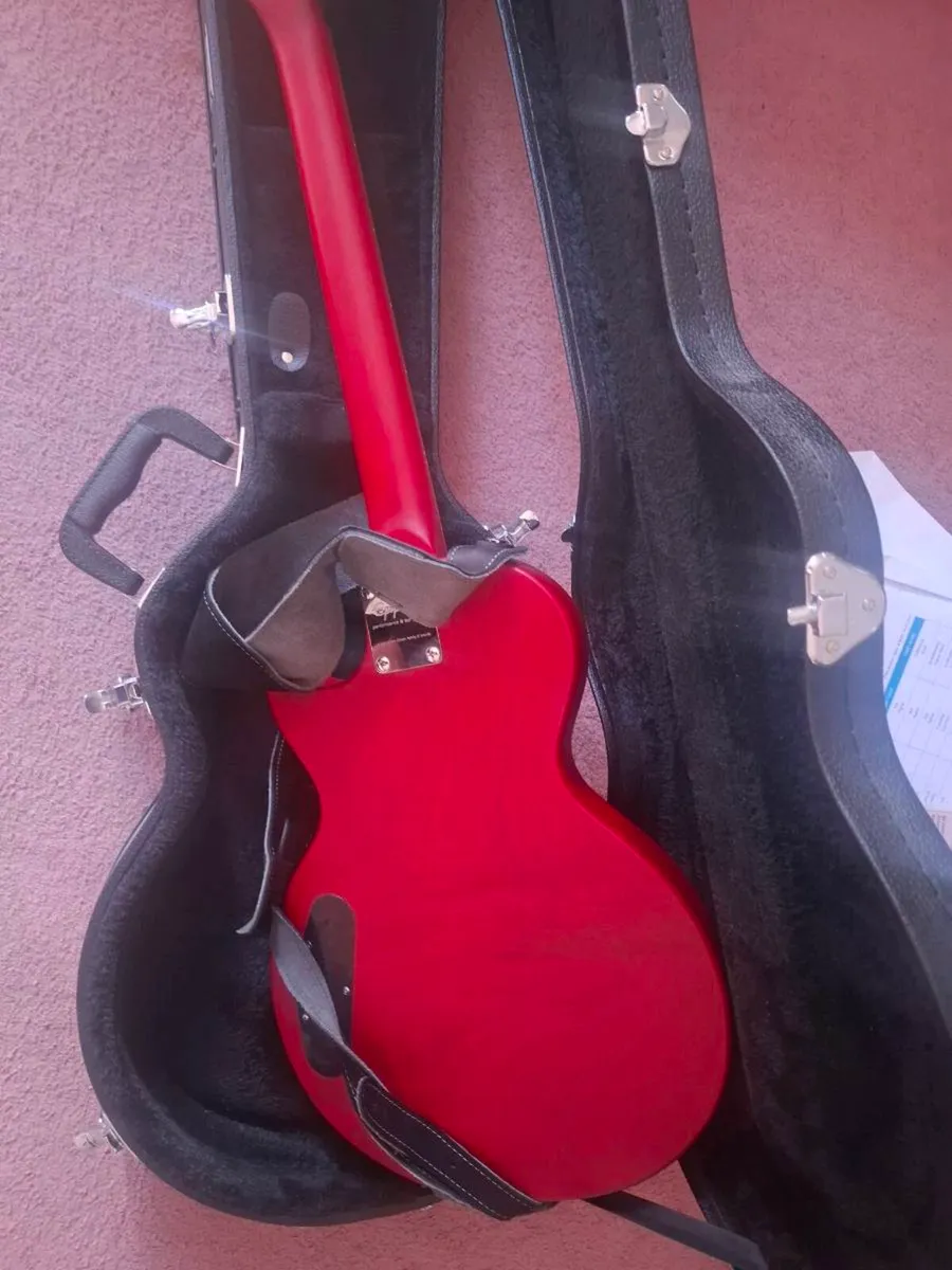 Electric guitar - Image 4