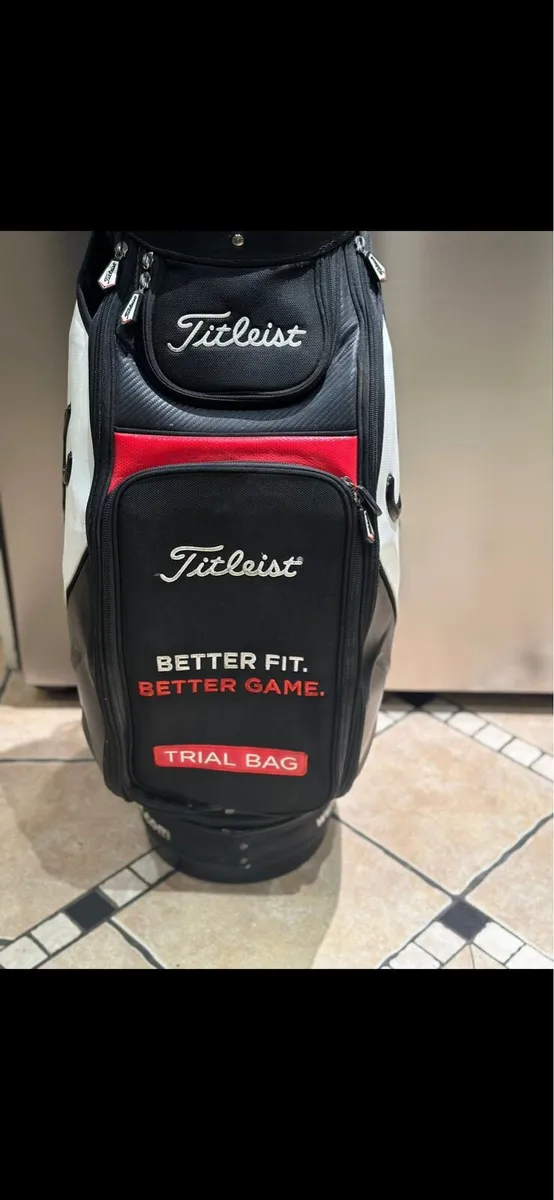 Titleist Golf Bag - Image 3