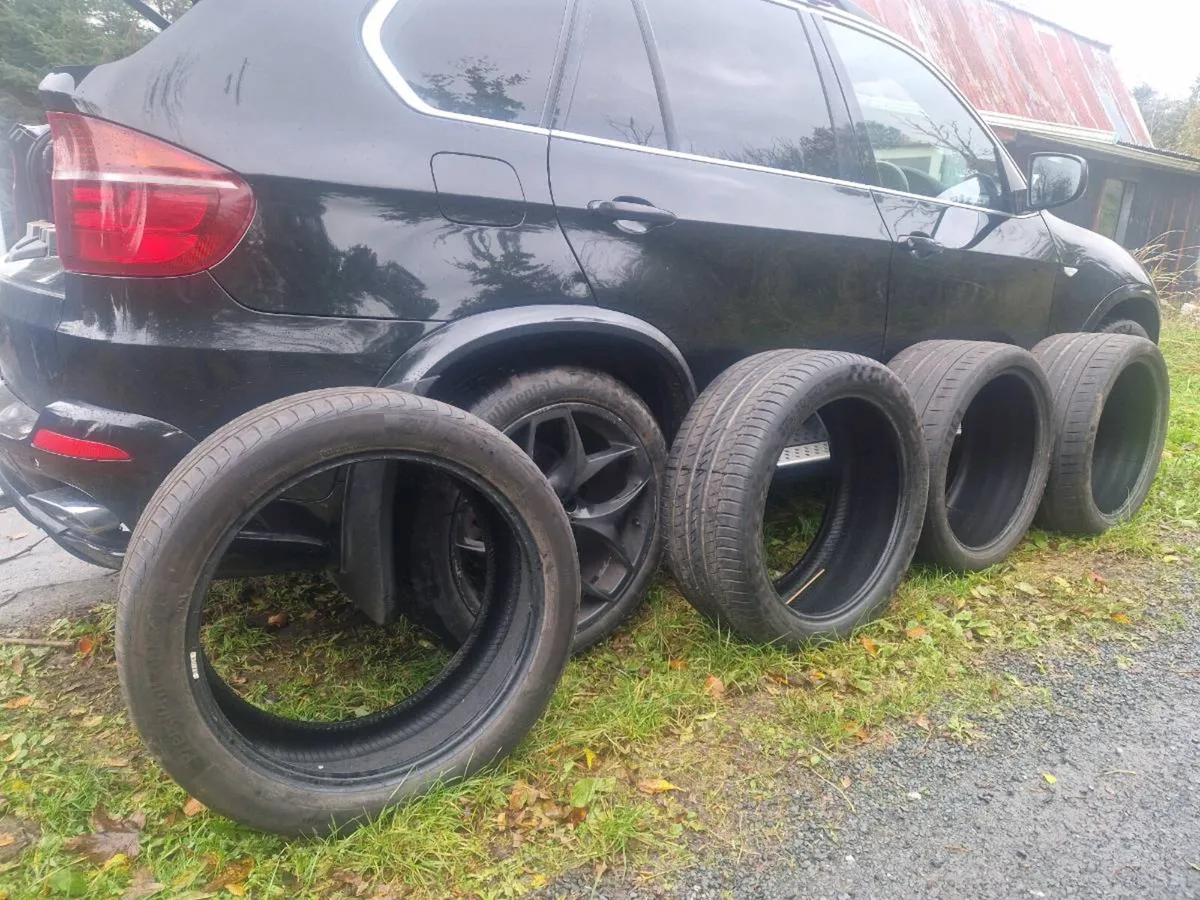 275 35 21 tyres - Image 2
