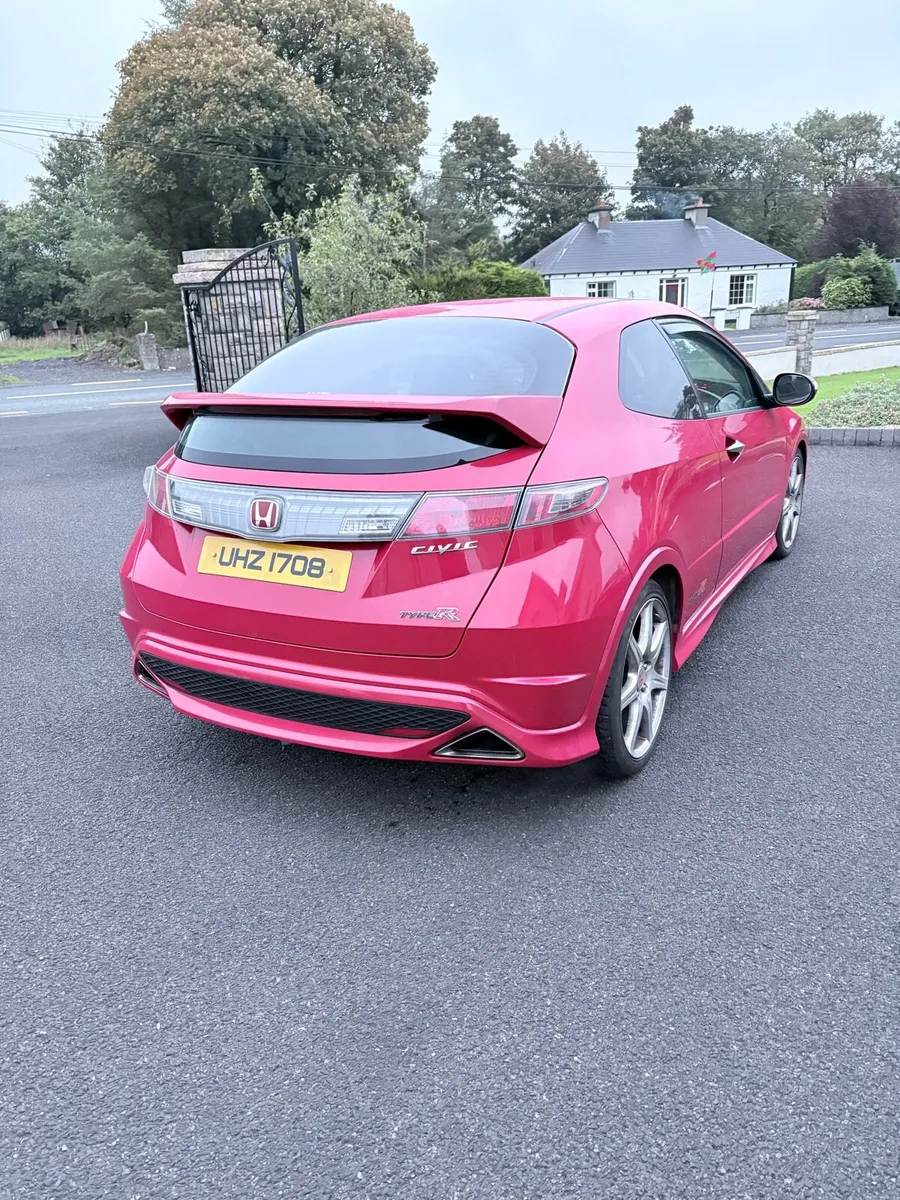 Honda Civic Fn2 type r - Image 4