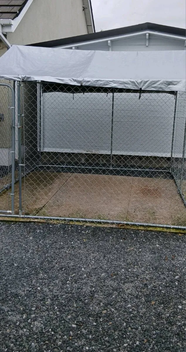 Dog run , large ,9ft x9ft - Image 2