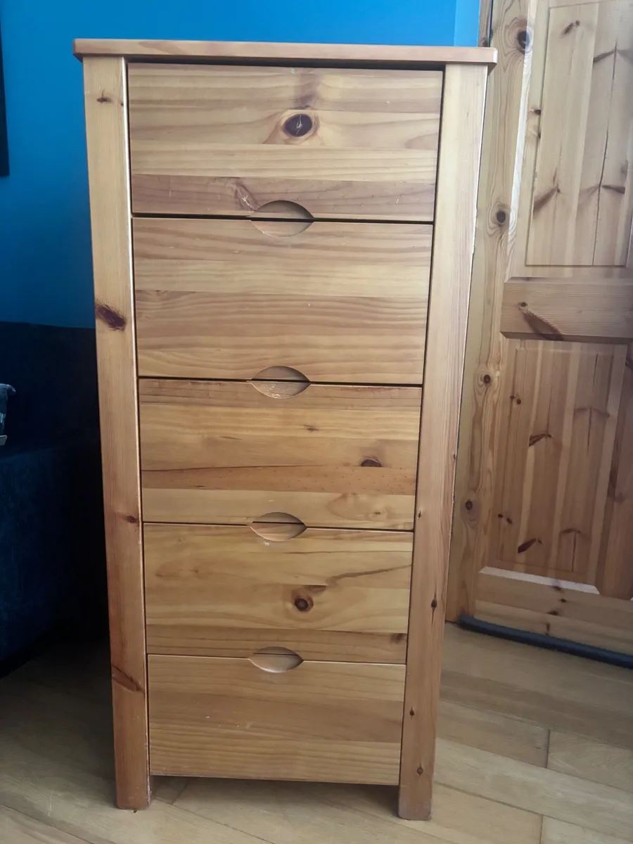 Tall 5 drawer chest of drawers - Image 2